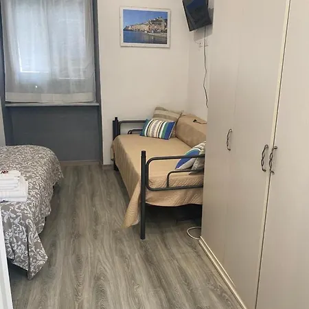 Gæstehus La Perla Del Golfo 3*