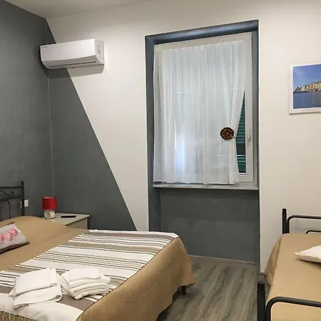 Maison d'hôtes La Perla Del Golfo 2*