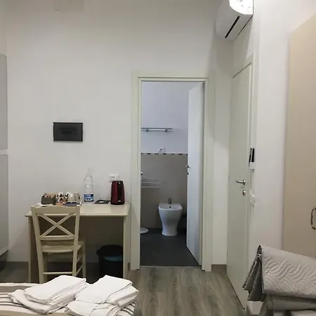 La Perla Del Golfo Gæstehus 3*